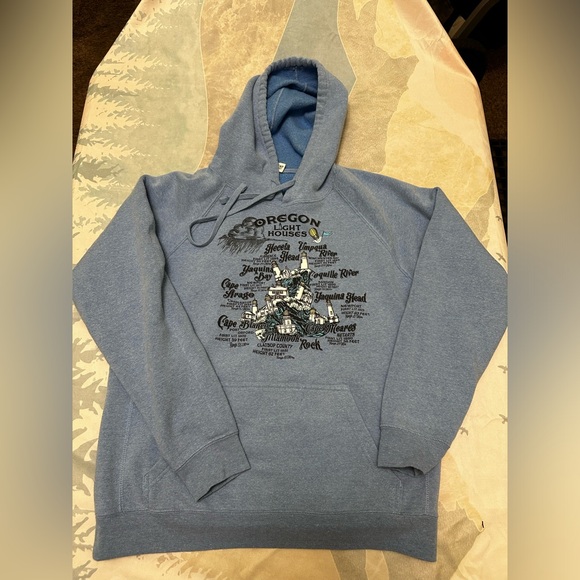 Oregon Lighthouses Hoody - Picture 2 of 5
